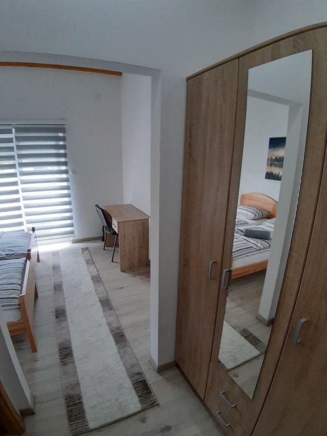 Bedrooms Cerovac Gracac  Екстер'єр фото