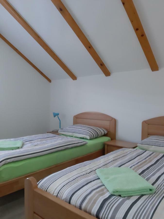 Bedrooms Cerovac Gracac  Екстер'єр фото